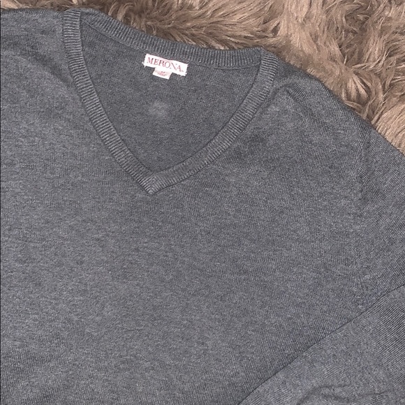 Gray V Neck Mens sweater like new!! - Picture 2 of 3